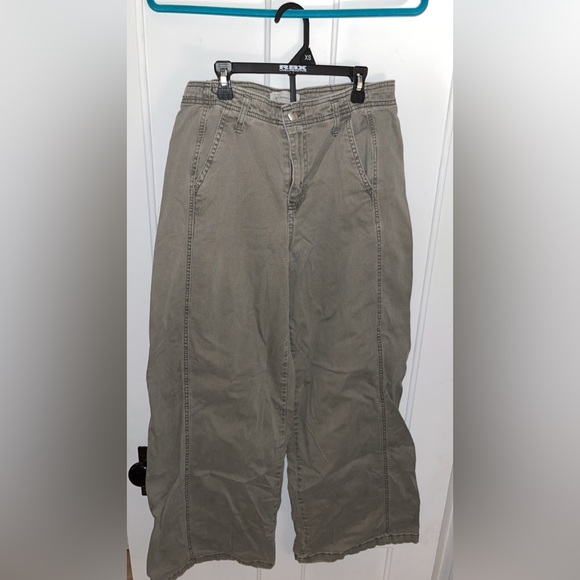 Army green flare pants - Picture 1 of 4